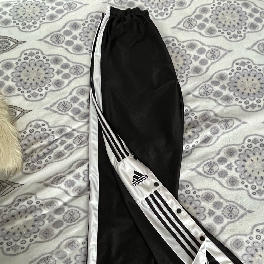 🔳ADIDAS SWEATS🔳